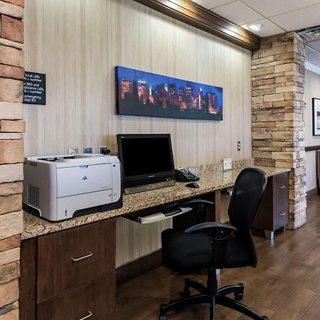 Hampton Inn Columbus I-70E/Hamilton Road Zewnętrze zdjęcie