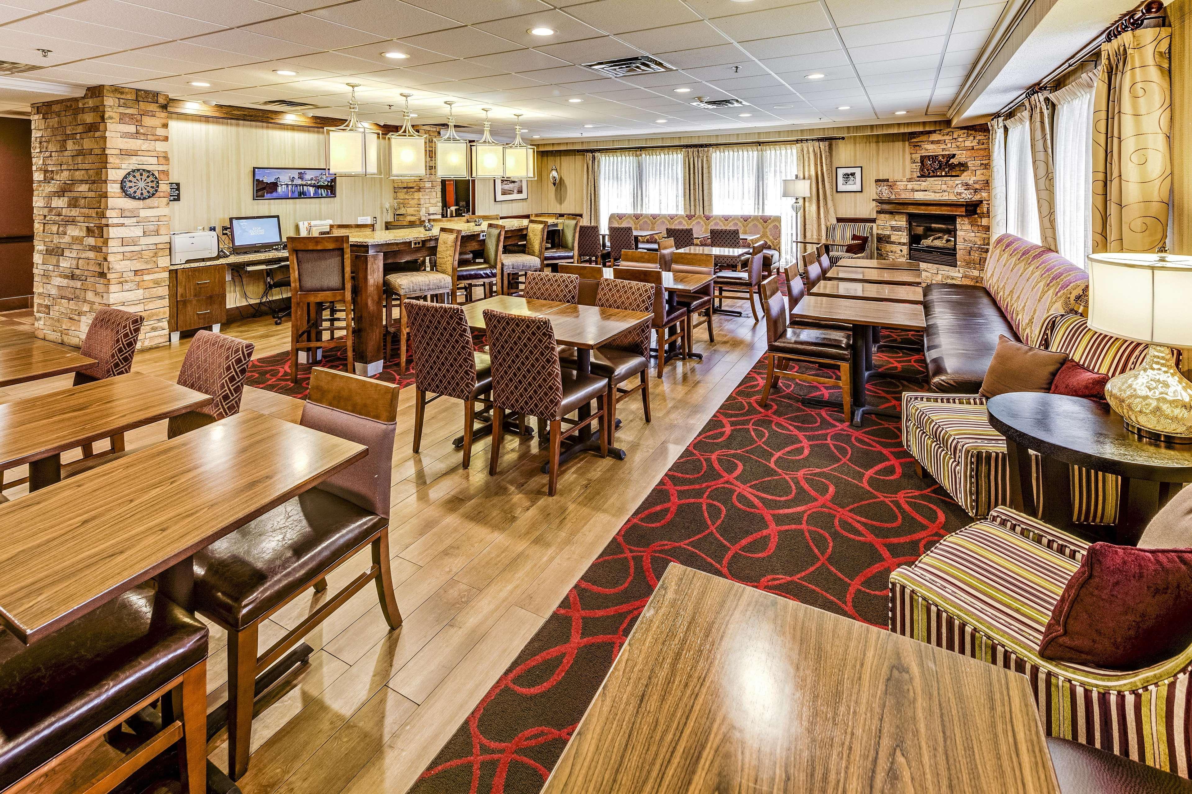Hampton Inn Columbus I-70E/Hamilton Road Zewnętrze zdjęcie