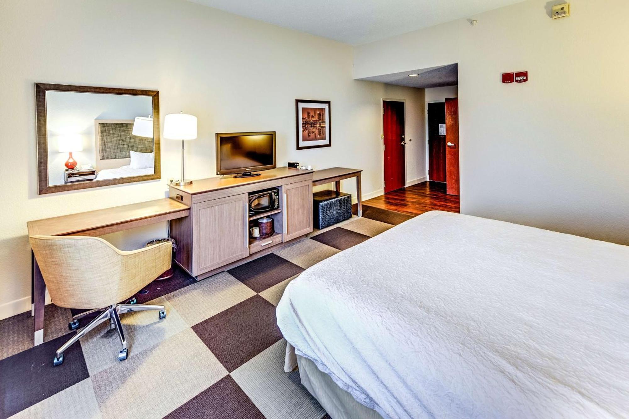 Hampton Inn Columbus I-70E/Hamilton Road Zewnętrze zdjęcie